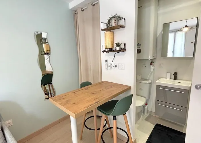 L'azur - Chaleureux & Garage Prive - *