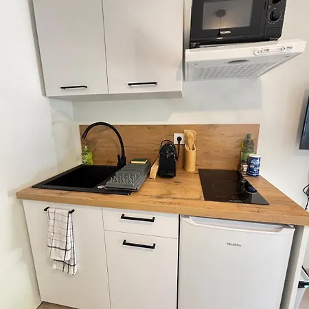 Apartman L'azur - Chaleureux & Garage Prive - *