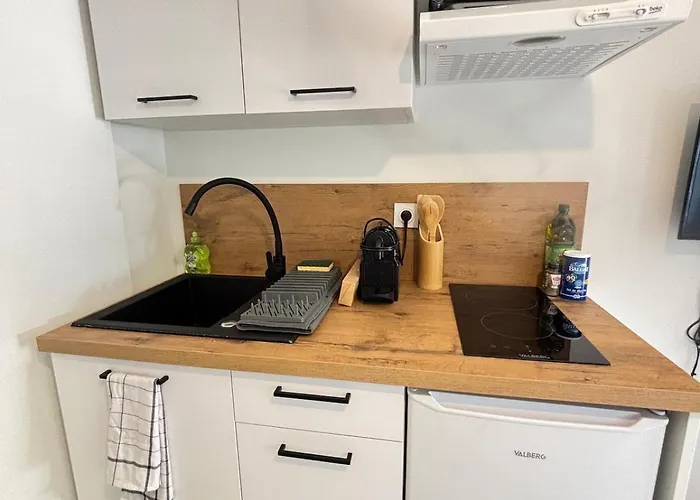 Apartman L'azur - Chaleureux & Garage Prive - *