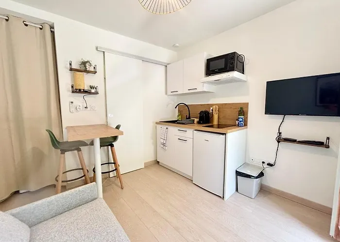 L'azur - Chaleureux & Garage Prive - Apartman